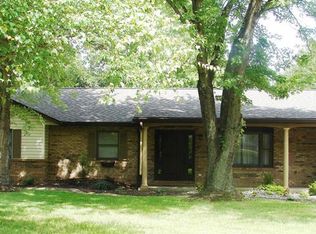 10 Sugar Ln, Collinsville, IL 62234