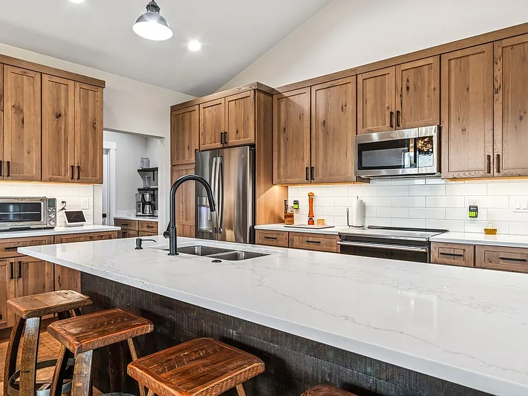 501 Wheatland Ln — Photo 20