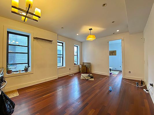 2nd image of 1061 Bergen St APT 12