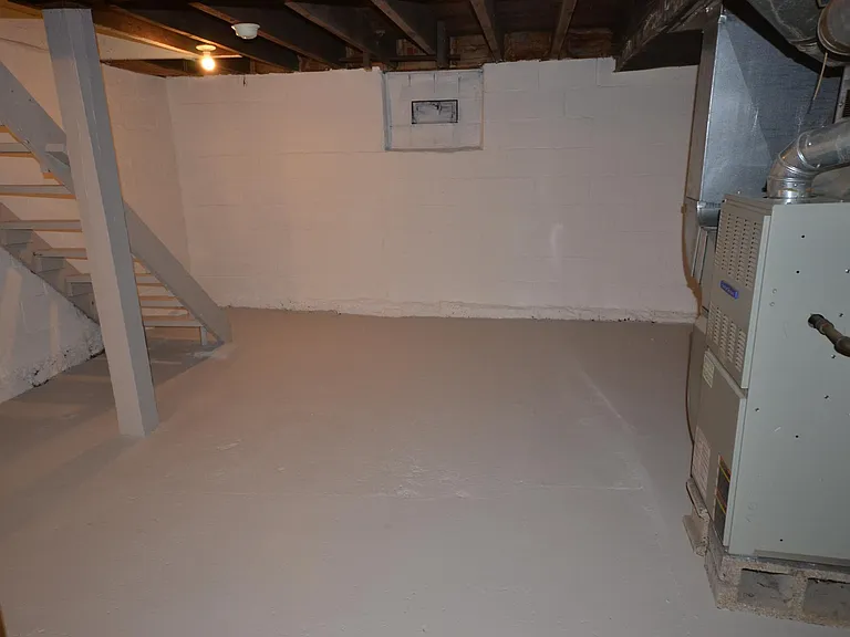 130 Roswell St — Photo 13