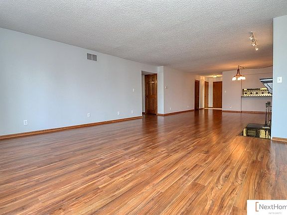 5th image of 1300 G St #103-4W