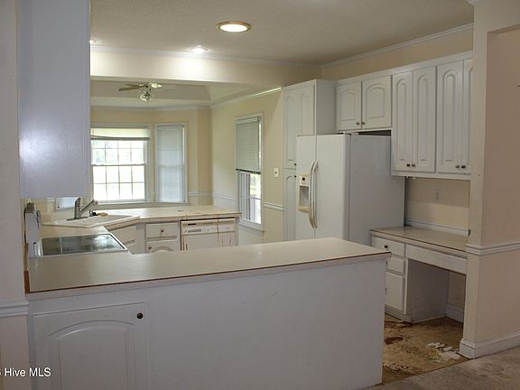 4th image of 503 Taberna Circle