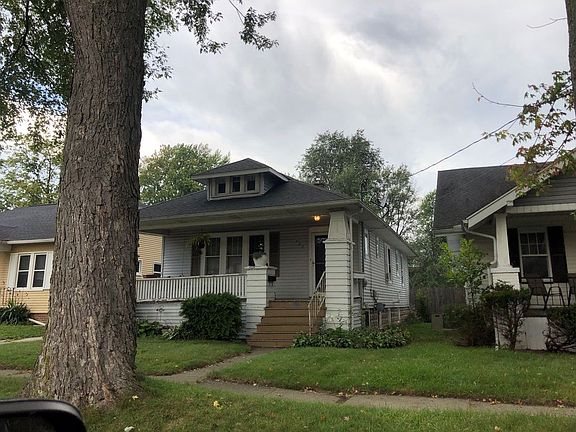 3rd image of 137 Trier St