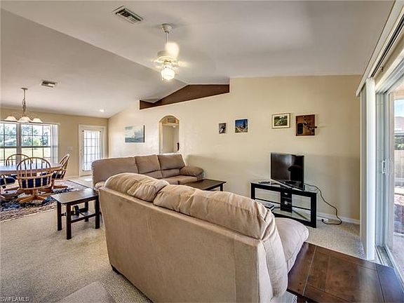 5th image of 3610 NE 12th Ct