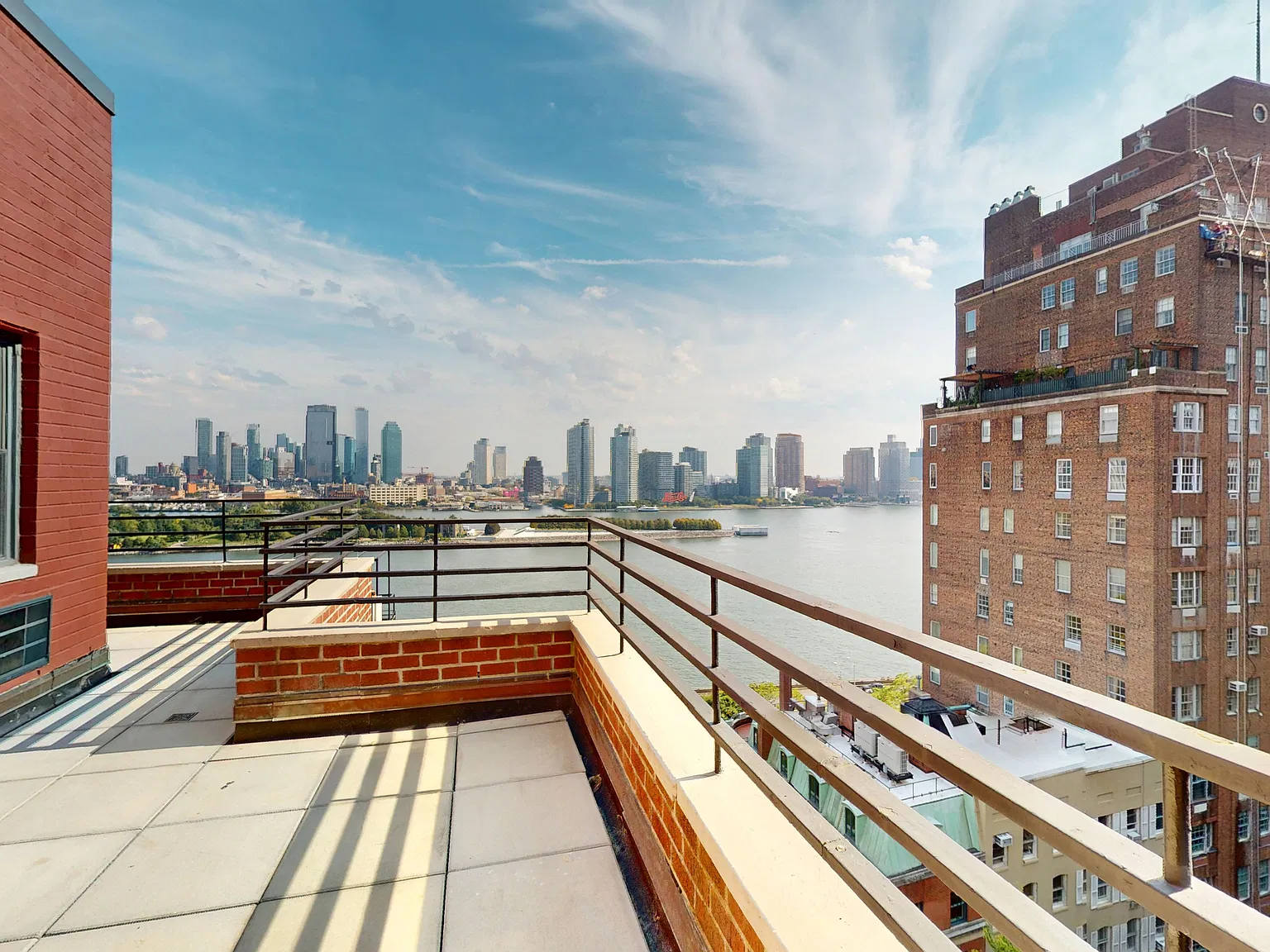 20 Beekman Place — Photo 4
