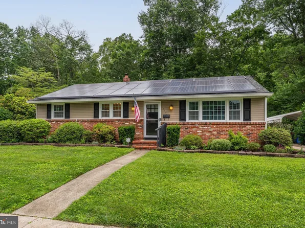 315 Lake Blvd, Lindenwold, NJ 08021