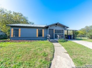 823 Yellow Wood Dr, San Antonio, TX 78219
