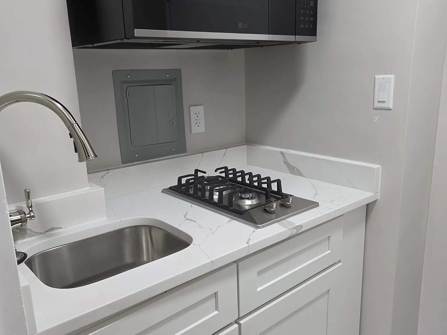 Studio, 315 sqft, $1,500 — Photo 3