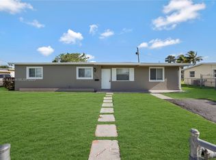 10520 SW 149th St, Miami, FL 33176