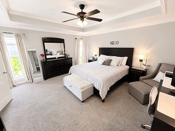 4th image of 2149 Sweet Bay Cir