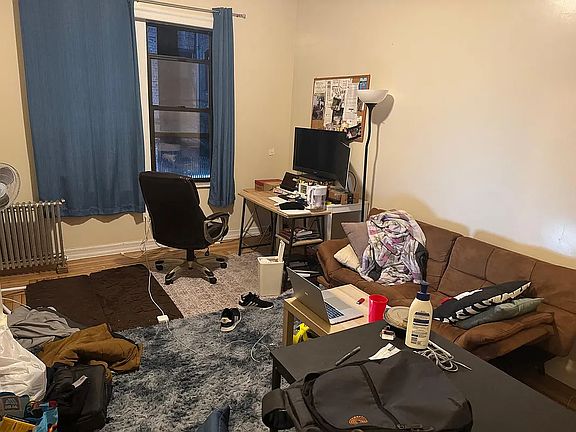 5th image of 715 W 170th St #20