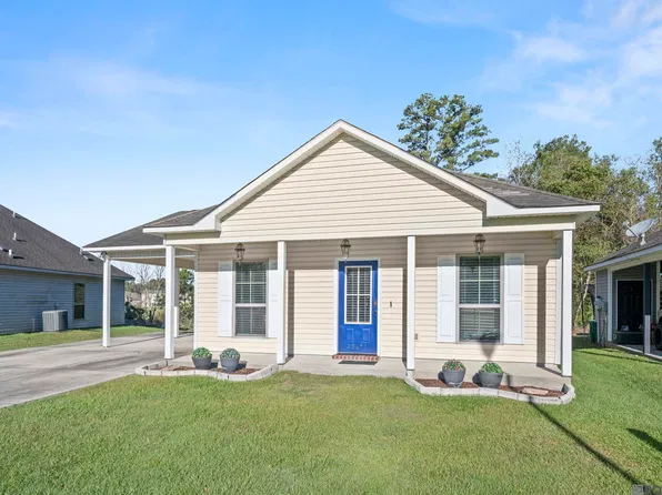 32471 Lake Pointe Blvd, Denham Springs, LA 70726