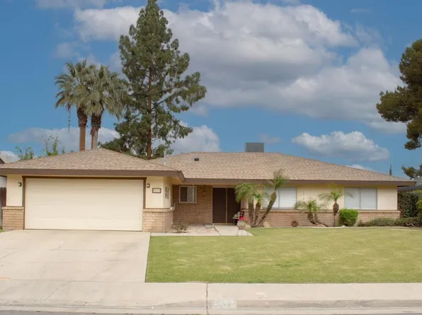 6112 Eastbourne Way, Bakersfield, CA 93309