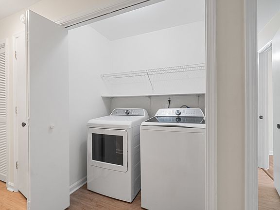 Brand new washer / dryer