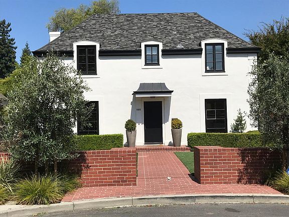 3rd image of 585 Washington Ave