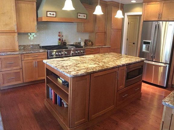 2nd image of 7587 Clark Ct