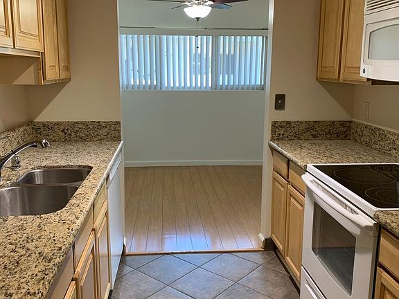 5th image of 4736 Park Granada Unit 235