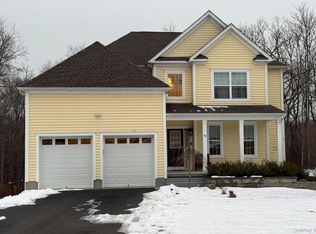 30 Copper Rock Rd, Walden, NY 12586