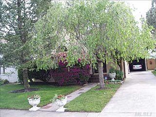 2nd image of 80 Henry St