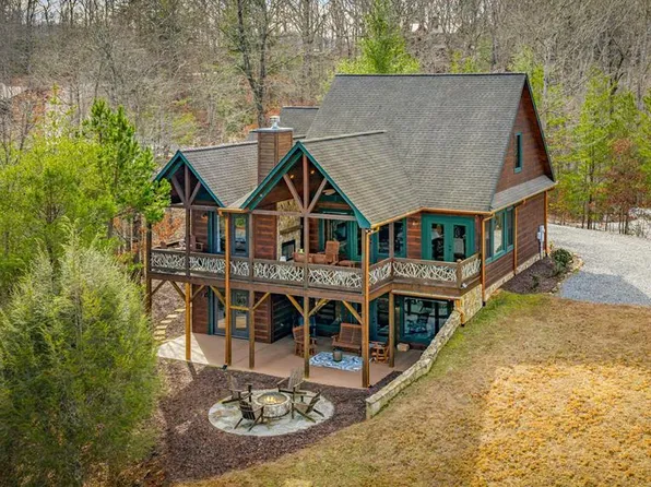 360 Hope Dr, Blue Ridge, GA 30513