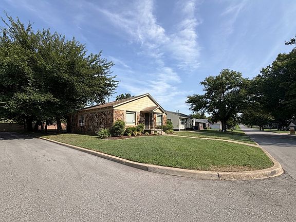 2nd image of 1879 N Owasso Ave