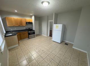 649 1st Ave, West Haven, CT 06516