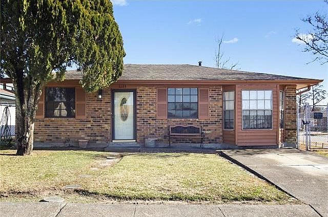 1st image of 1165 Beechwood Dr