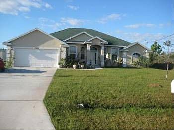2nd image of 5208 NW South Lovoy Cir