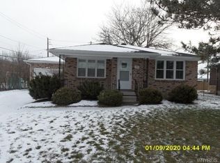 309 Claudette Ct, Depew, NY 14043