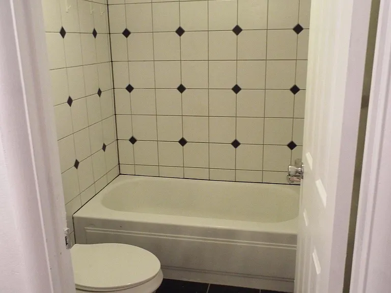 1267 N Lafayette St #203 — Photo 8