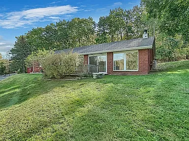 62 Goshen Ave — Photo 2