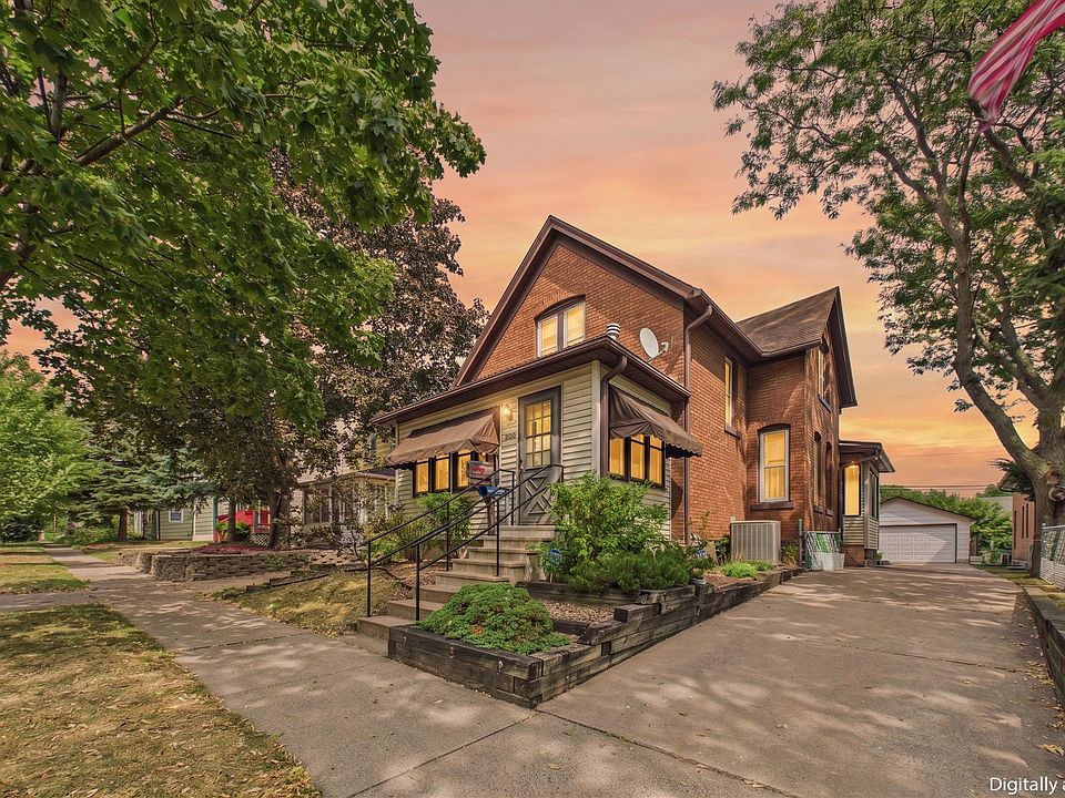 1st image of 992 Matilda St