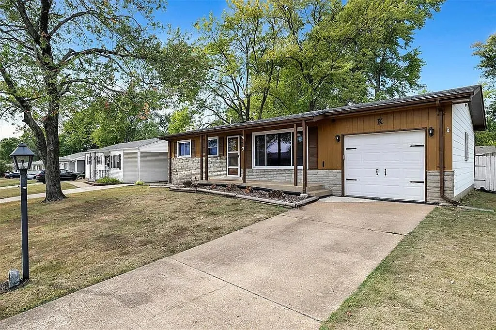 Building Photo - 6803 Cherryvale Dr