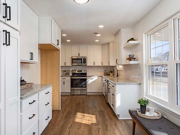 2nd image of 7532 Hydrus Dr