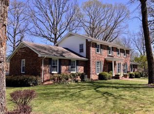 745 Iron Hill Rd, Burns, TN 37029