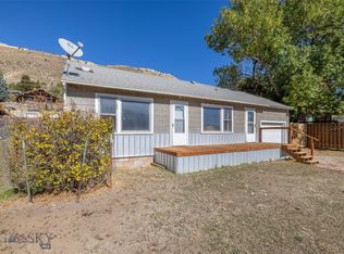 106 Travertine St, Gardiner, MT 59030