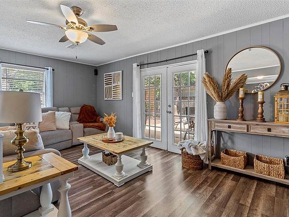 3rd image of 210 Goerte Dr