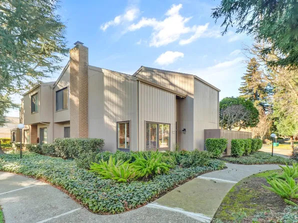 2264 Swarthmore Dr, Sacramento, CA 95825