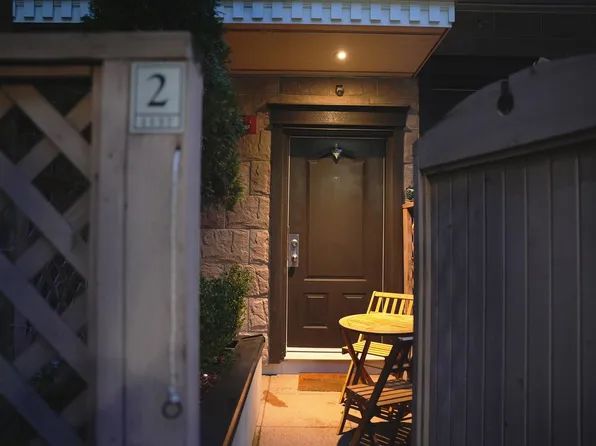 1137 Barclay St #2, Vancouver, BC V6E 1G8