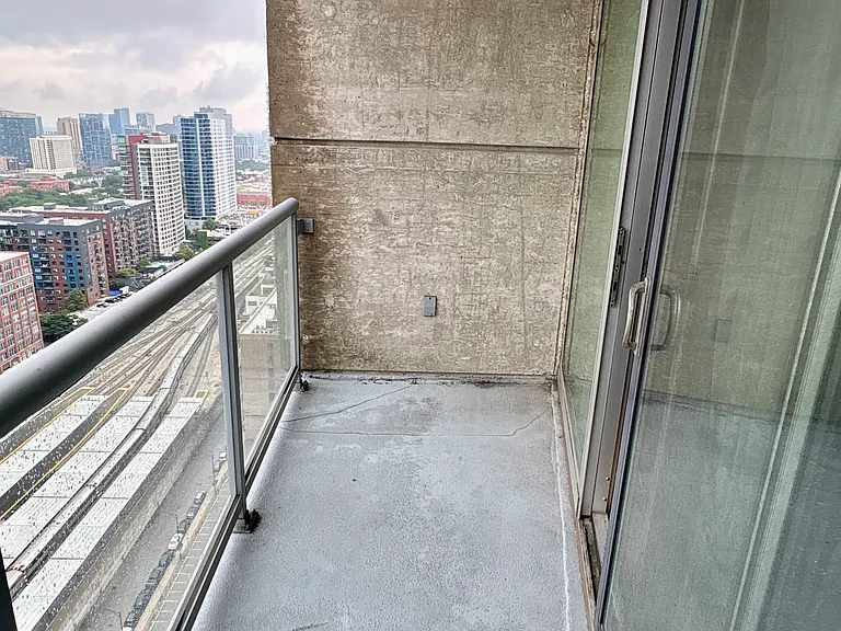 611 S Wells St #2901 — Photo 24