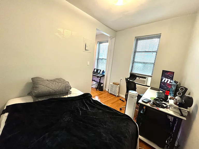 31-12 42nd St #1 — Photo 5