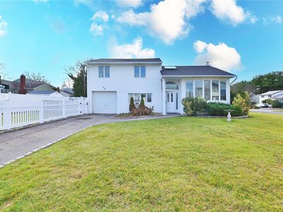 308 Clearmeadow Drive, East Meadow, NY, 11554