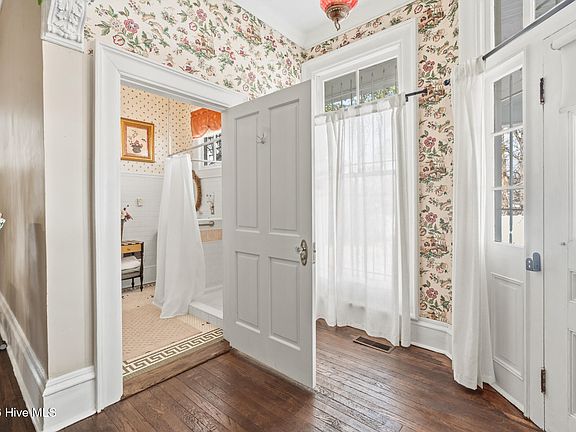 23rd image of this home