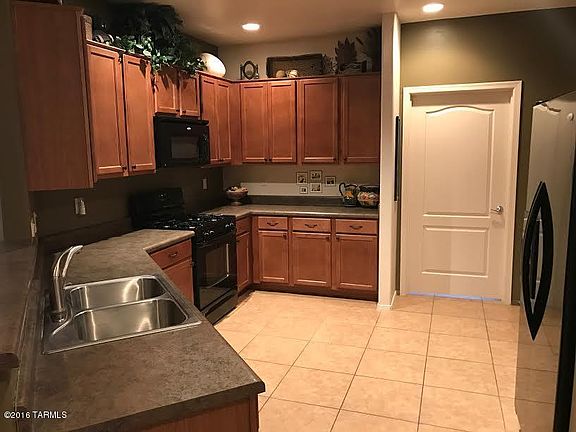 2nd image of 9455 E Lanterra Ct