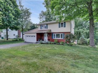 112 Simone Dr, Poughkeepsie, NY 12603