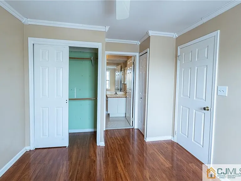 336 Cozzens Ct — Photo 34