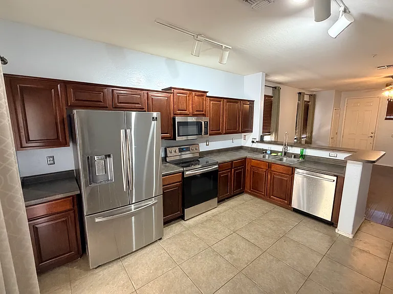 3821 E Flower Ct — Photo 4