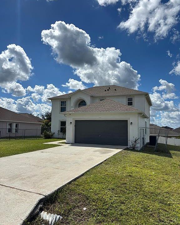 1st image of 404 MANITOBA DRIVE