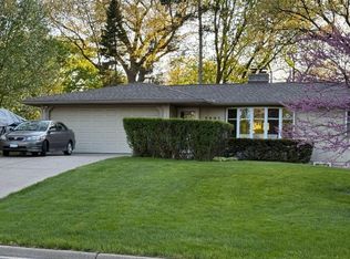 3901 Hampshire Ave N, Crystal, MN 55427