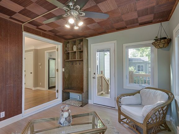 3rd image of 3150 Stinson Blvd